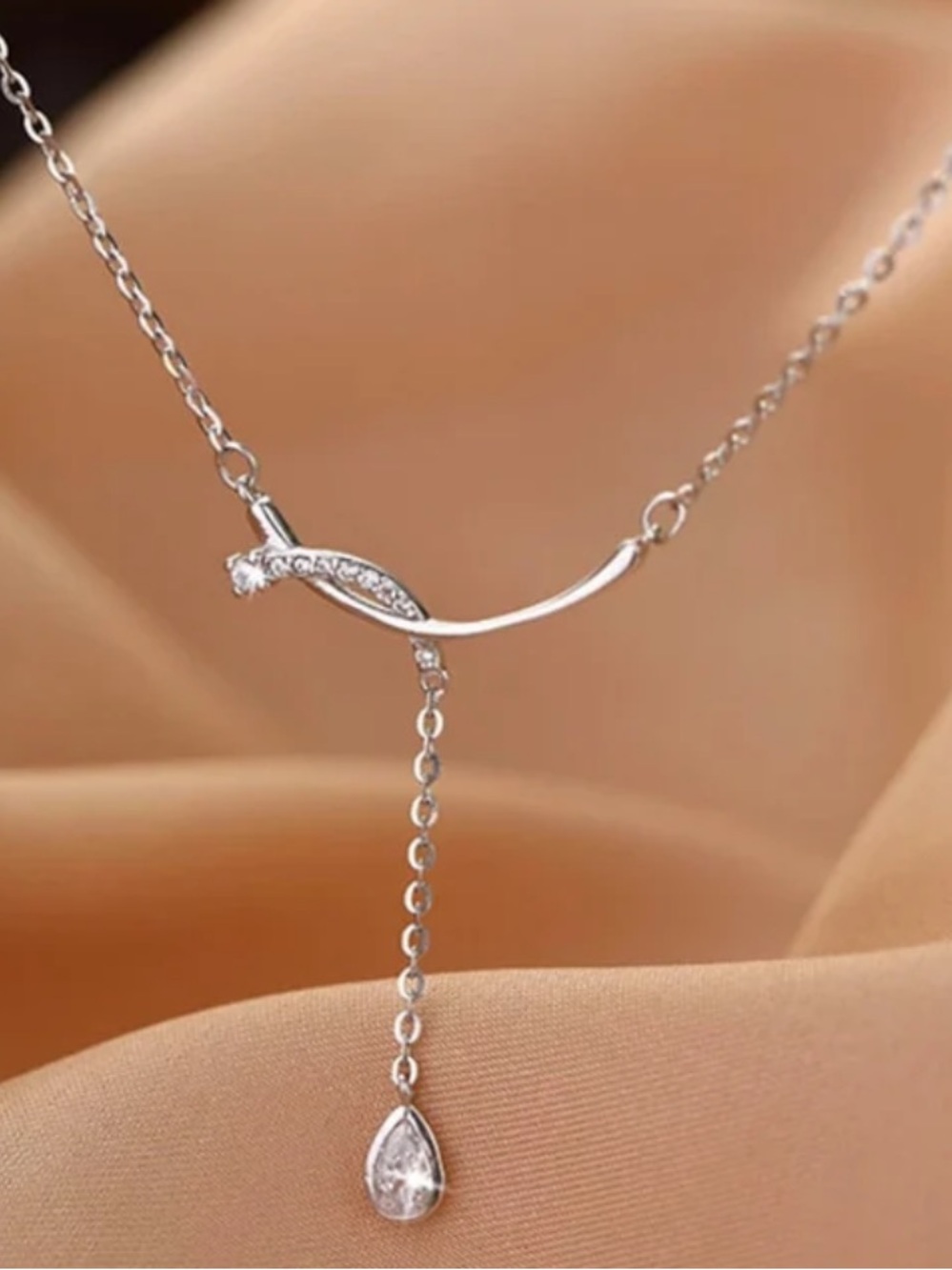 Delicate Silver Curved Bar Flow Water Drop Necklace-Jewelry